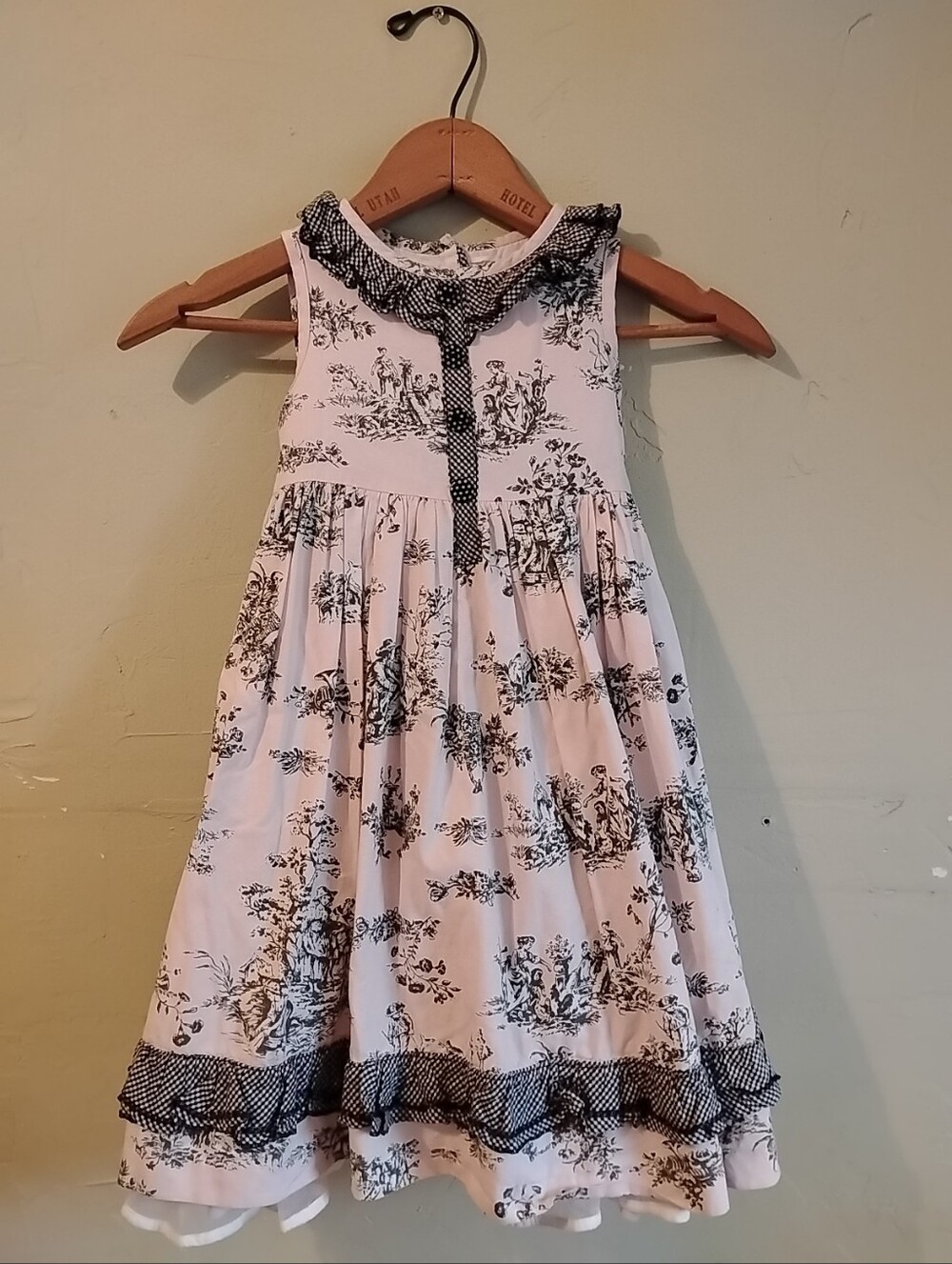 Vintage Laura Ashley Toile Party Dress Girls 4t Petticoat Black Pink